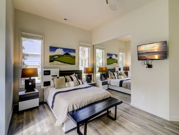 Hilton Head Walk to Beach Seven Bedrooms Vacation Rental