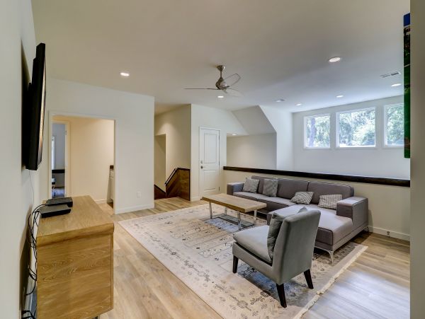 Hilton Head Walk to Beach Seven Bedrooms Vacation Rental