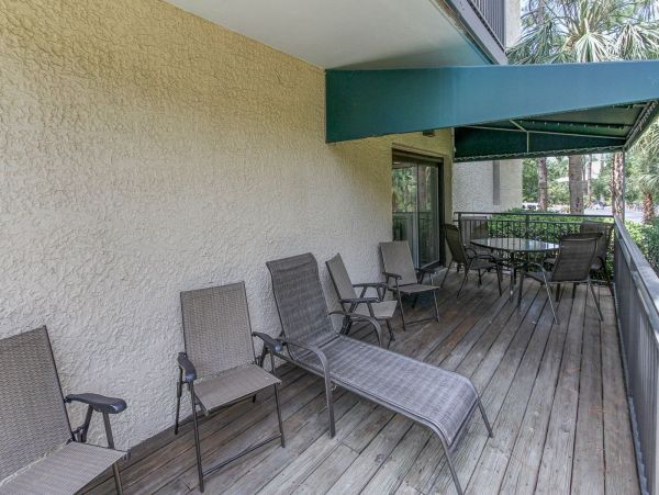 Oceanfront Vacation Rental 2 Bedrooms On the First Floor