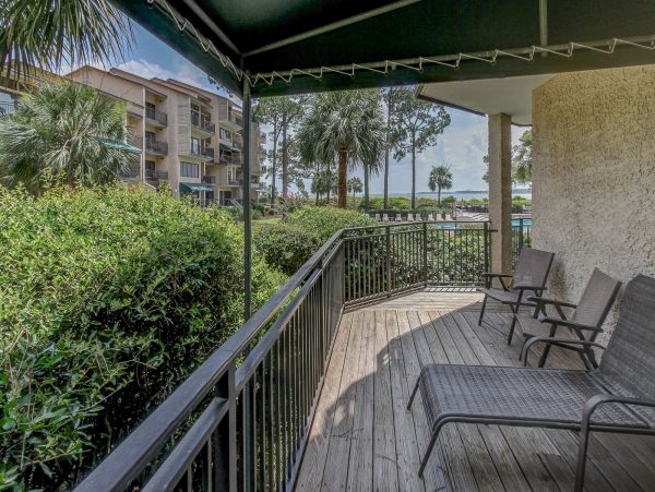 Oceanfront Vacation Rental 2 Bedrooms On the First Floor