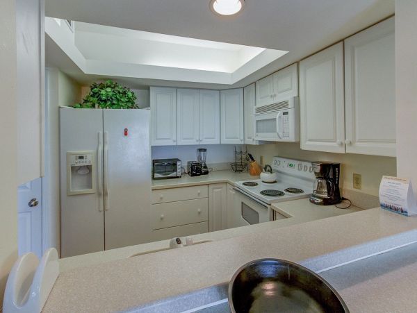 Oceanfront Vacation Rental 2 Bedrooms On the First Floor