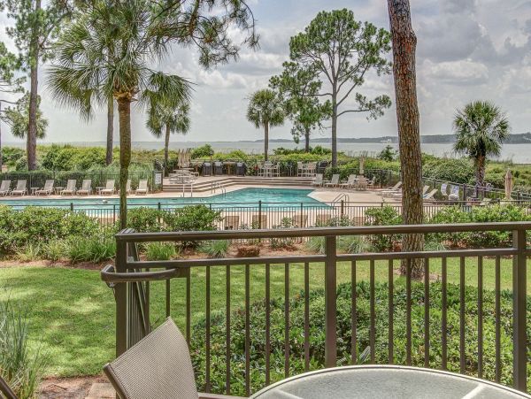 Oceanfront Vacation Rental 2 Bedrooms On the First Floor