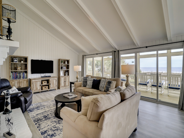 Oceanfront Vacation Home With Private Pool in Hilton Head