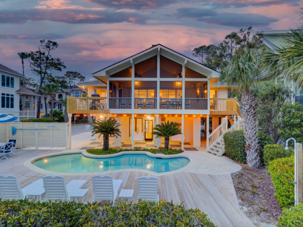 Oceanfront Vacation Home With Private Pool in Hilton Head