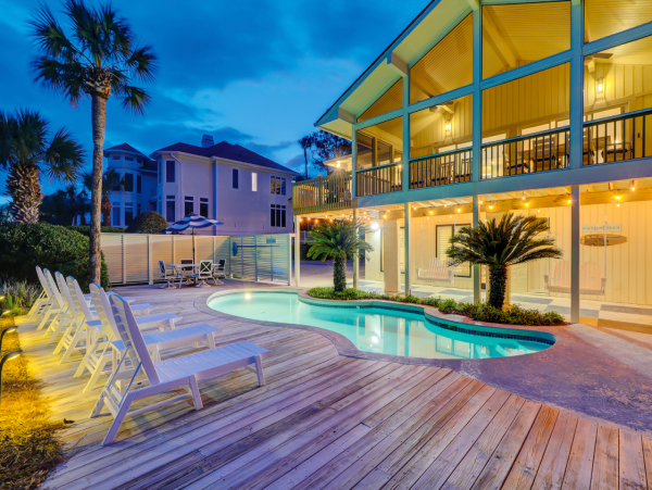 Oceanfront Vacation Home With Private Pool in Hilton Head