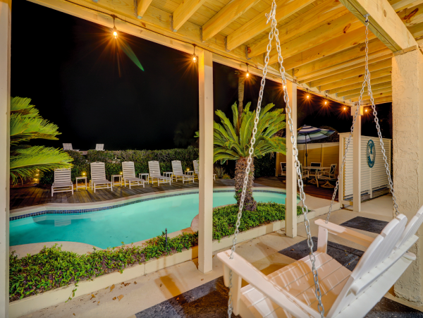 Oceanfront Vacation Home With Private Pool in Hilton Head