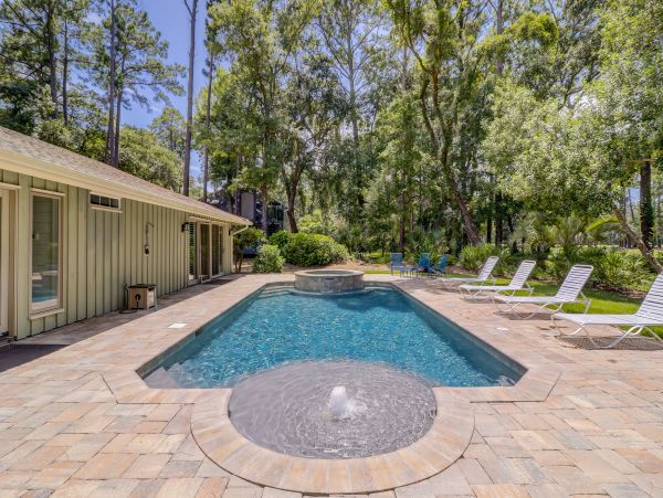 Hilton Head Vacation Accommodation Drive to Beach