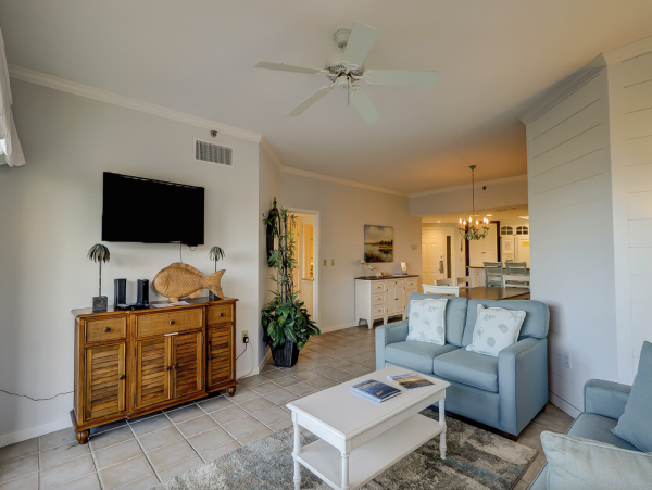 Beachfront 2 Bedroom Vacation Condo in Hilton Head