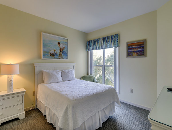 Beachfront 2 Bedroom Vacation Condo in Hilton Head