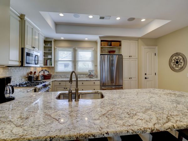 Hilton Head Five Bedroom Home Short Sandy Stroll to the Beach
