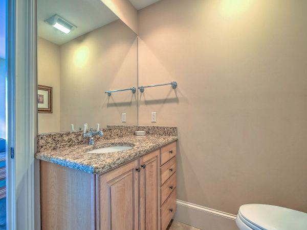 Hilton Head Five Bedroom Home Short Sandy Stroll to the Beach