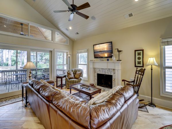 Hilton Head Five Bedroom Home Short Sandy Stroll to the Beach