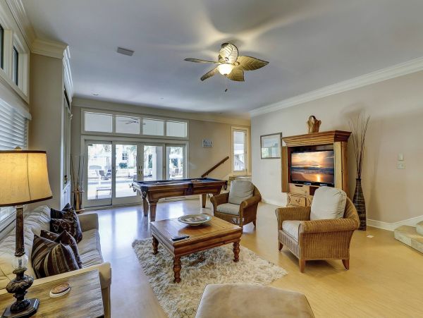 Steps to the Beach Vacation Home in Hilton Head 5 Bedrooms