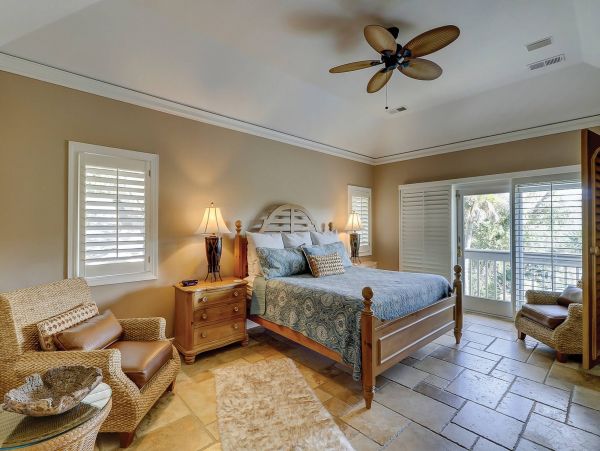 Steps to the Beach Vacation Home in Hilton Head 5 Bedrooms