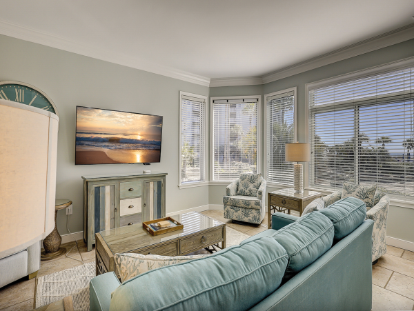 Stunning Three Bedroom Vacation Condo/Villa Chic Residence