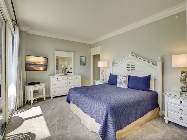 Stunning Three Bedroom Vacation Condo/Villa Chic Residence