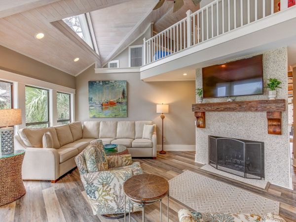 Spacious Bright 4 Bdrm Oceanfront Home with Pool Hilton Head