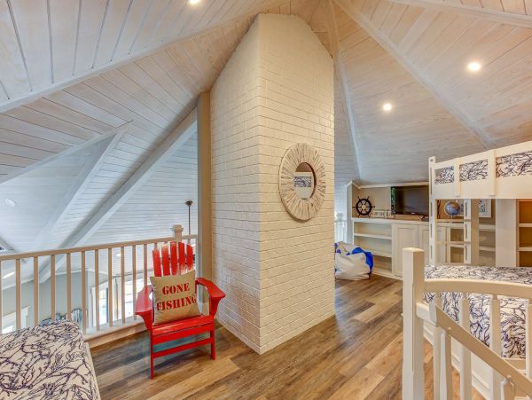 Spacious Bright 4 Bdrm Oceanfront Home with Pool Hilton Head