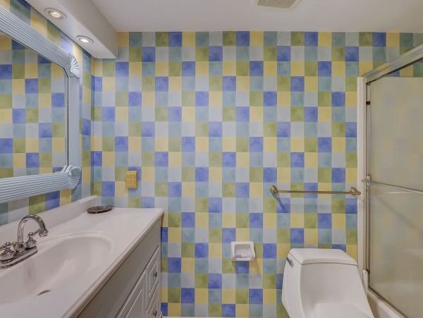 Hilton Head Two Bedroom Vacation Villa Walk to Beach