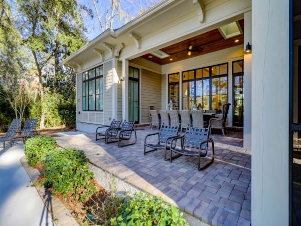 Hilton Head Vacation Pool Home Five Bedroom Walk to Beach