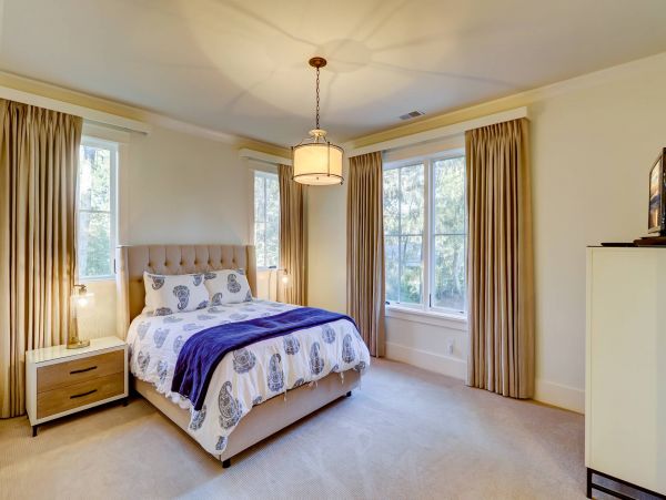 Hilton Head Vacation Pool Home Five Bedroom Walk to Beach