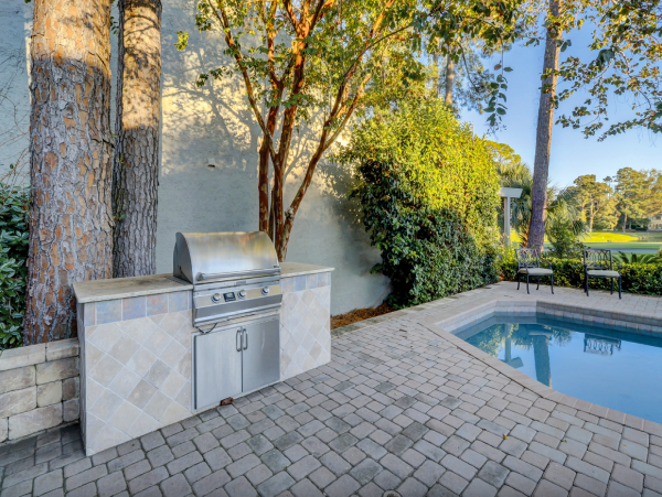 Luxurious Hilton Head Rental: Golf Views and Private Pool