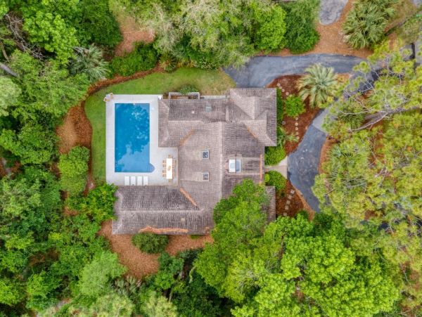 Hilton Head Vacation Home Four Bedroom Walk to Beach