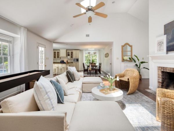 Hilton Head Vacation Home Four Bedroom Walk to Beach