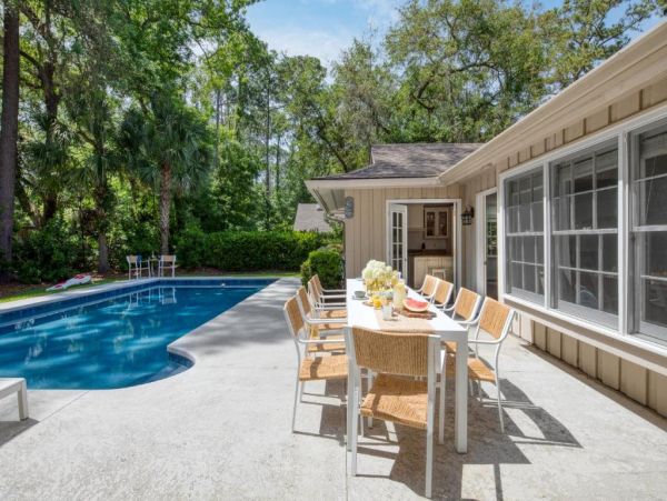 Hilton Head Vacation Home Four Bedroom Walk to Beach