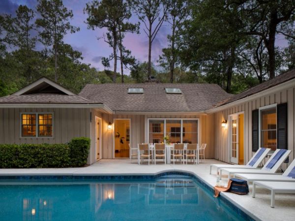 Hilton Head Vacation Home Four Bedroom Walk to Beach