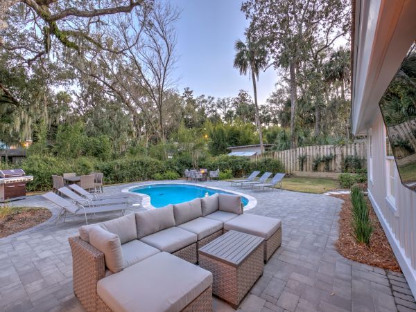 Charming Vacation Rental with 5 Bedrooms & Private Pool