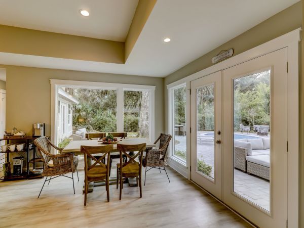 Charming Vacation Rental with 5 Bedrooms & Private Pool