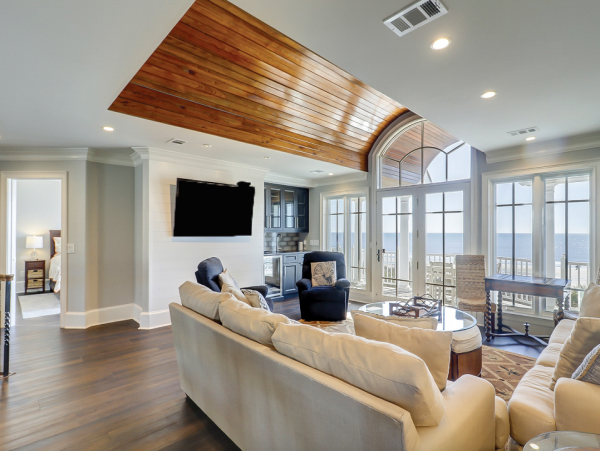 Oceanfront Luxury Seven Bedroom Vacation Rental
