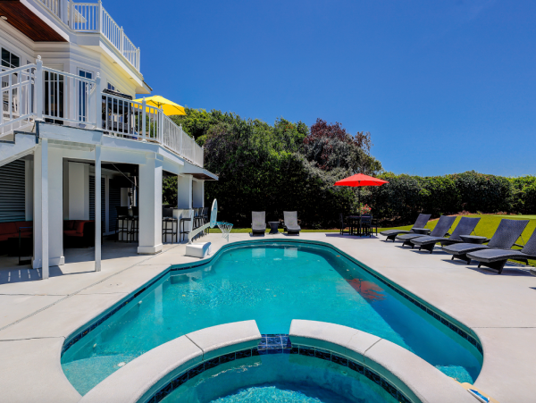 Oceanfront Luxury Seven Bedroom Vacation Rental