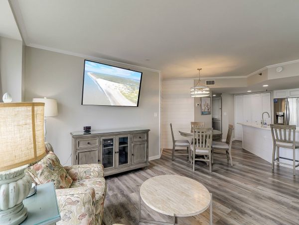 Hilton Head Magnificent Views of the Water Five Star Amenities