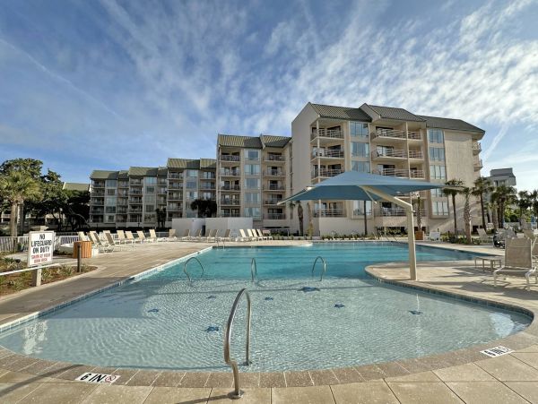 Hilton Head Magnificent Views of the Water Five Star Amenities