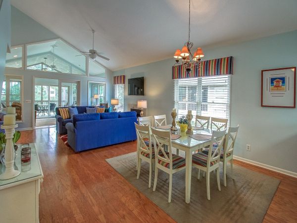 Charming Vacation Home in Hilton Head Sleeps 10 Guests