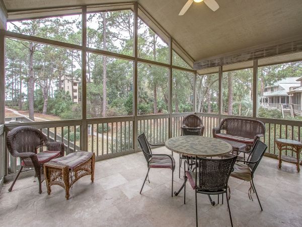 Charming Vacation Home in Hilton Head Sleeps 10 Guests