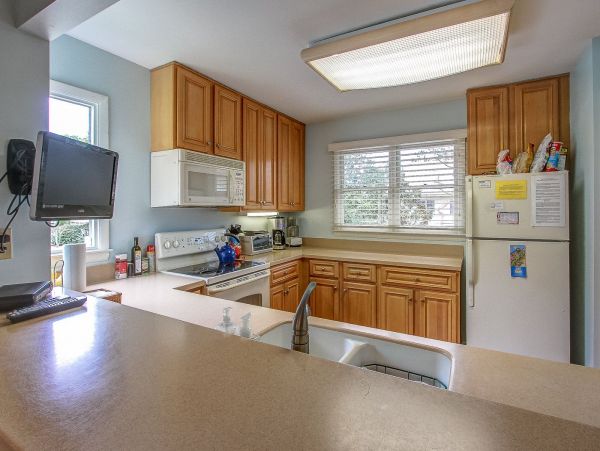 Charming Vacation Home in Hilton Head Sleeps 10 Guests