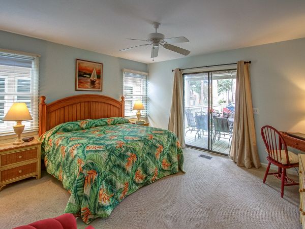 Charming Vacation Home in Hilton Head Sleeps 10 Guests