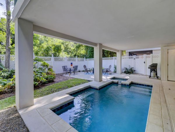 Nothing Short Of Fabulous - Hilton Head Vacation Pool Home 14 Guests