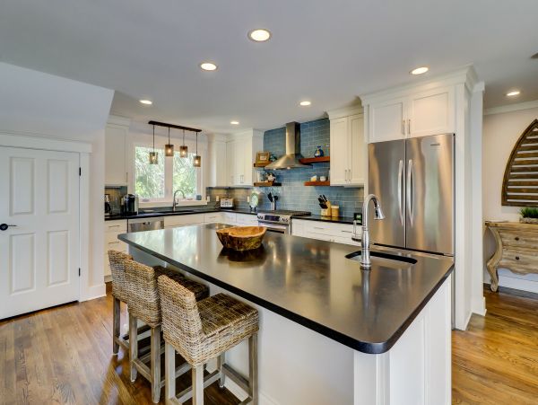Hilton Head Beach Rental Luxury 5-Bedroom Home with Heated Pool