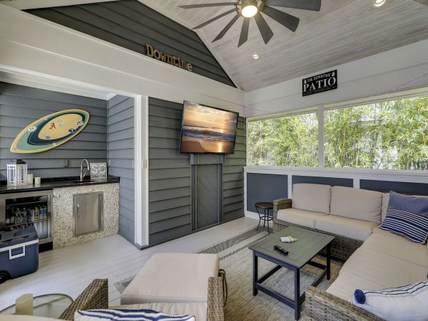 Hilton Head Beach Rental Luxury 5-Bedroom Home with Heated Pool