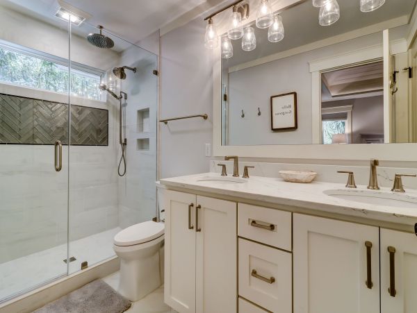Hilton Head Beach Rental Luxury 5-Bedroom Home with Heated Pool