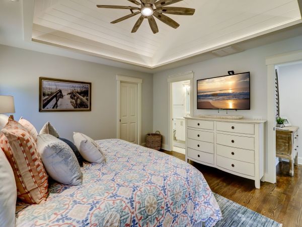 Hilton Head Beach Rental Luxury 5-Bedroom Home with Heated Pool