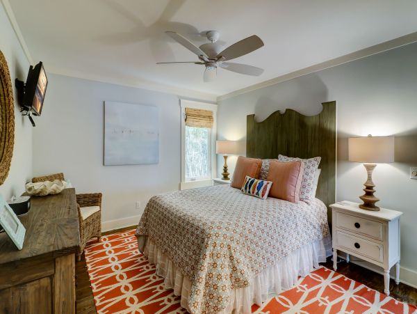 Hilton Head Beach Rental Luxury 5-Bedroom Home with Heated Pool