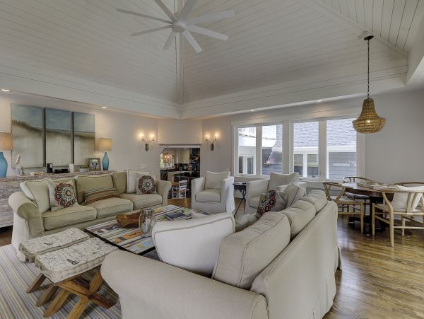 Hilton Head Beach Rental Luxury 5-Bedroom Home with Heated Pool