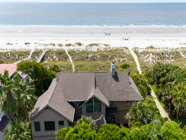 Luxury Oceanfront Vacation Rental with 6 Bedrooms in Hilton Head