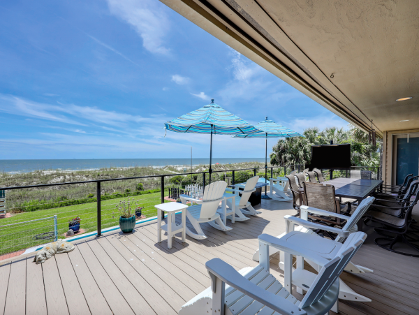 Luxury Oceanfront Vacation Rental with 6 Bedrooms in Hilton Head