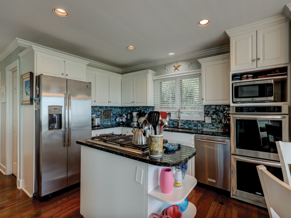 Luxury Oceanfront Vacation Rental with 6 Bedrooms in Hilton Head